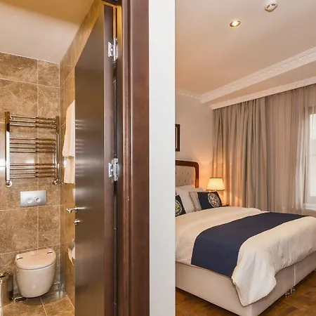 Four Doors Hotel