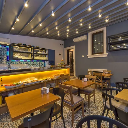 Four Doors Стамбул