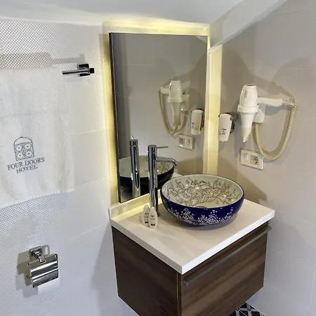Four Doors 3* Istanbul