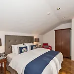 Four Doors Hotel 3*