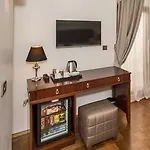 Four Doors Hotel 3*
